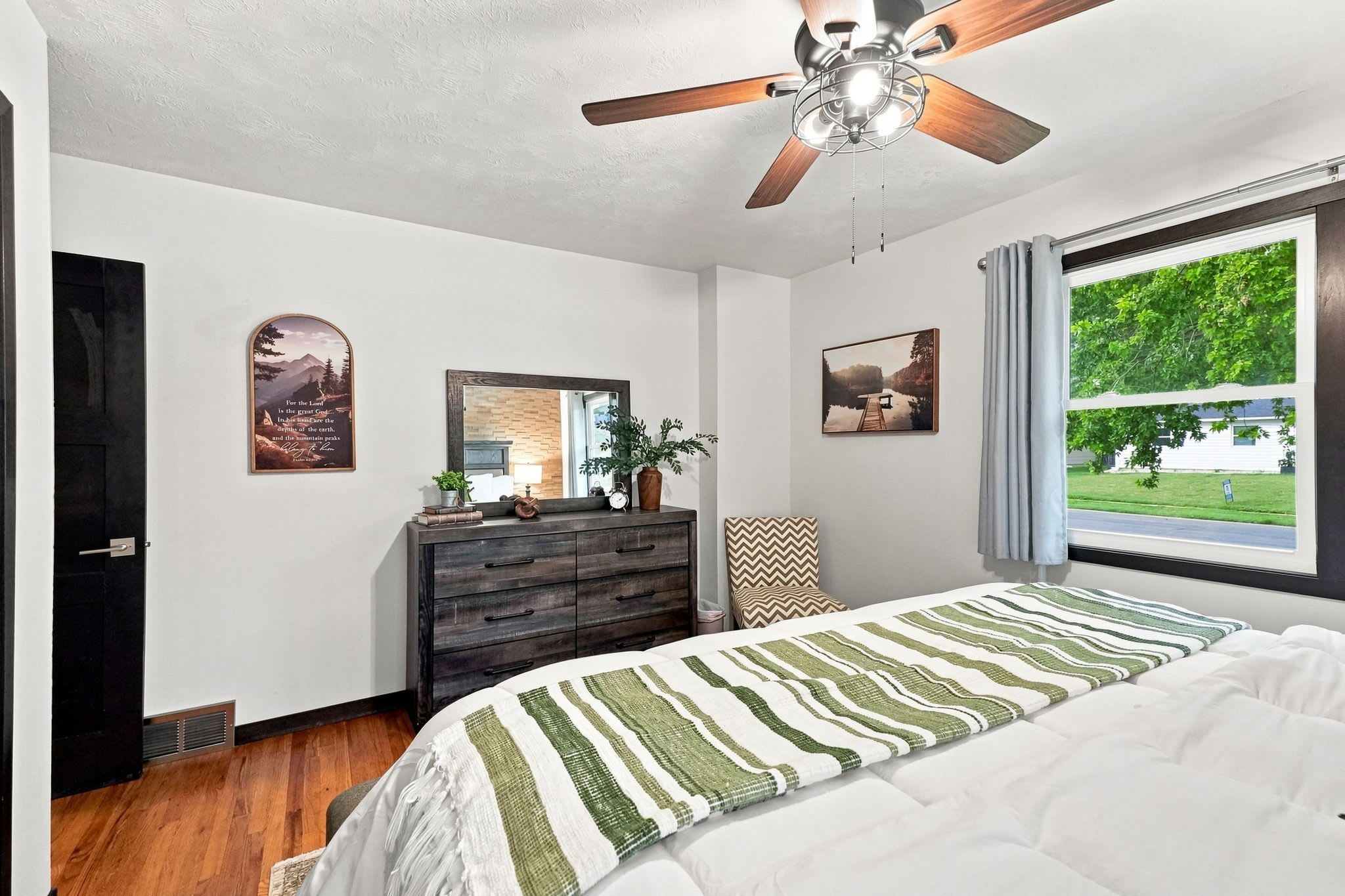 4 bedrooms, iron/ironing board, travel crib, WiFi