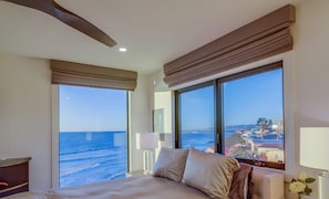 2 bedrooms, free WiFi, bed sheets - New Luxury Condo on Ocean Cliff, 2 Bedroom Suites, Full Kitchen, Living Room (San Diego)