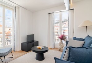 TV, stereo
