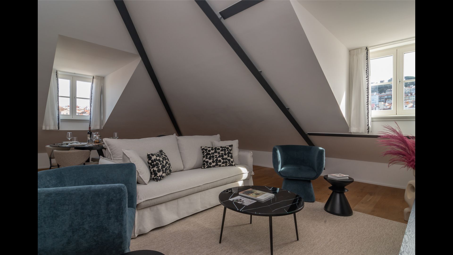 Santa Justa 77 Flats - 601