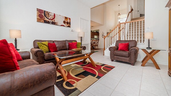 TV, video games, DVD player, ping pong - New Listing! Windsor Hills Resort, 3mi to Disney & 12mi to Universal - GRH438735 (Kissimmee)