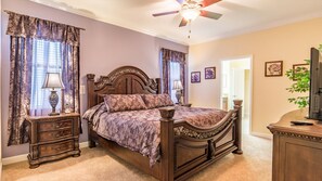 8 bedrooms, desk, iron/ironing board, free WiFi