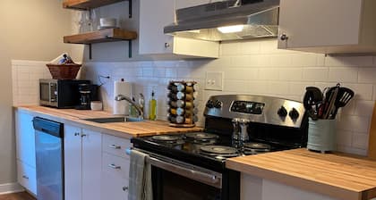 Newly renovated backhouse in the heart of Memphis' historic Evergreen District.