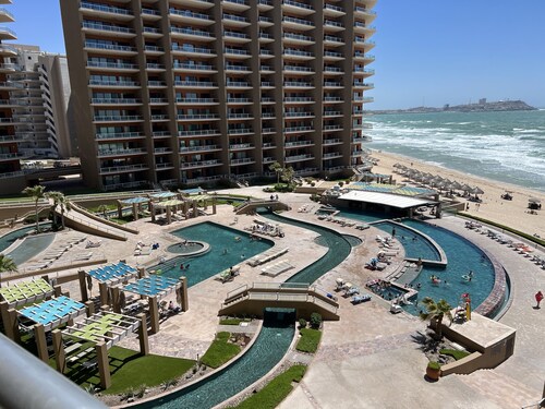 Las Palomas ResortPhase 2, Cordoba 5thfloor 2BR 2 BA, Steps Away From The Sand!