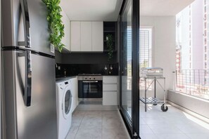 Microwave, coffee/tea maker, toaster, cookware/dishes/utensils - MOT Rentals + GuateFlat 'C' - 1 Bd in Palermo Soho (Palermo Soho)