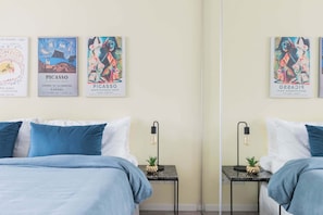 1 habitación, tabla de planchar con plancha, wifi y ropa de cama 