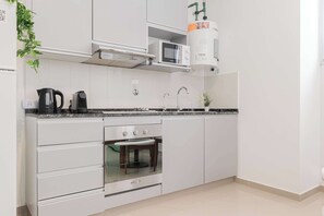 Coffee/tea maker, toaster, cookware/dishes/utensils - MOT + SohoGlam 'A' - 4 pax Loft (Palermo Soho)