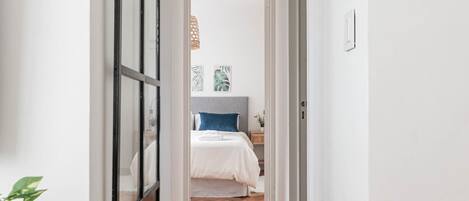 1 soverom, skrivebord, strykejern/-brett og wi-fi