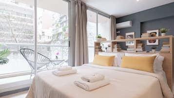 1 bedroom, desk, iron/ironing board, WiFi