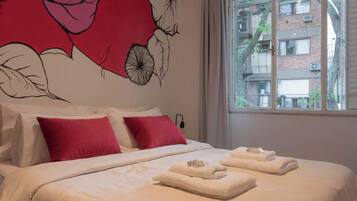 1 bedroom, desk, iron/ironing board, WiFi