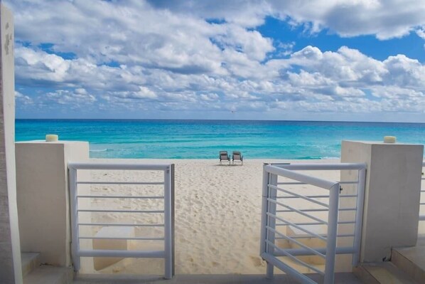 Accommodatie ligt op het strand