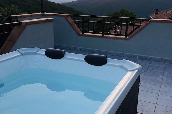 Bain à remous extérieur