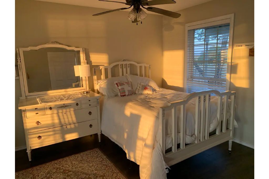 Adorable 1 Bedroom Mesa Top Cabin (North Cabin)