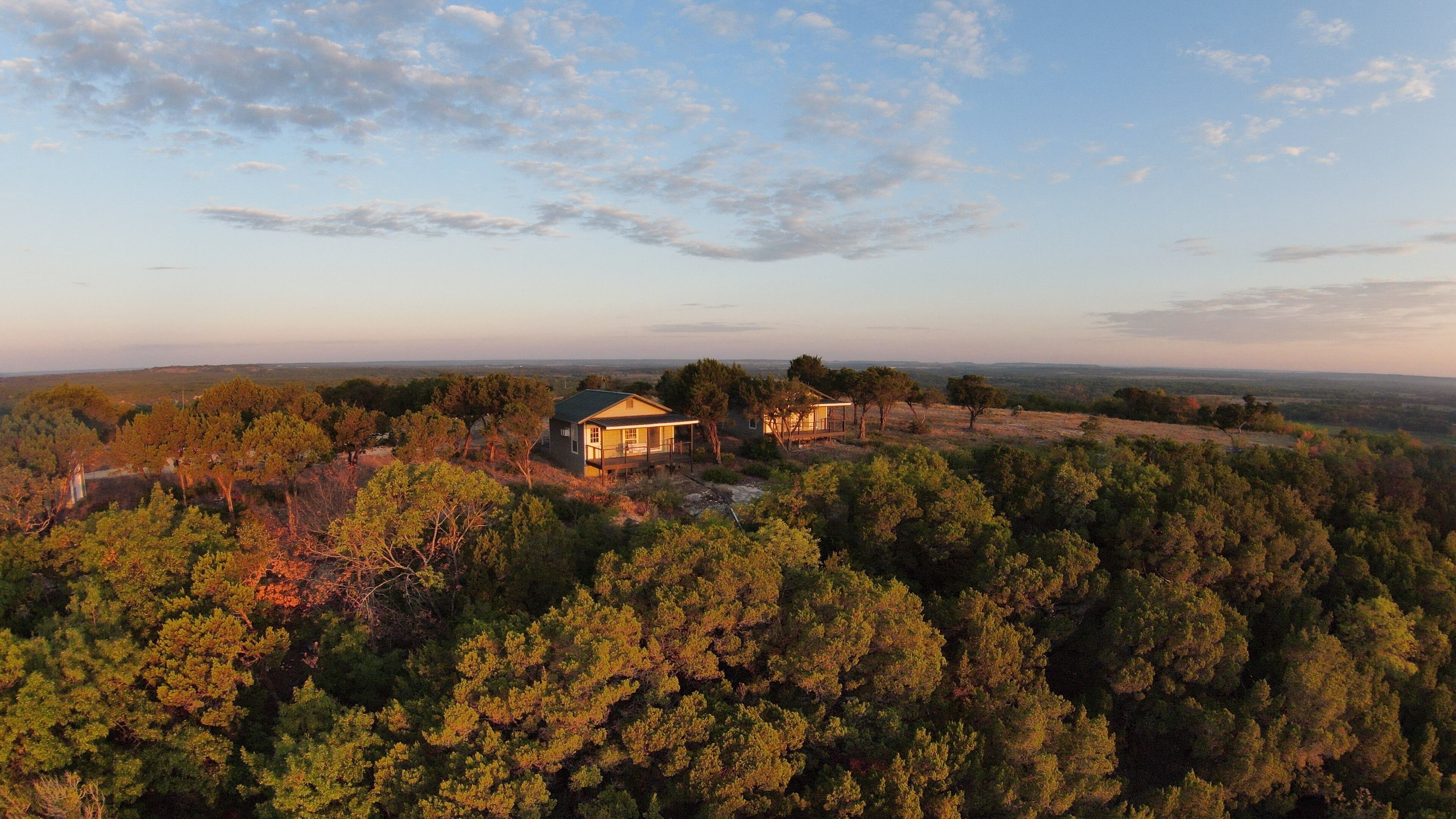 Adorable 1 Bedroom Mesa Top Cabin (North Cabin)