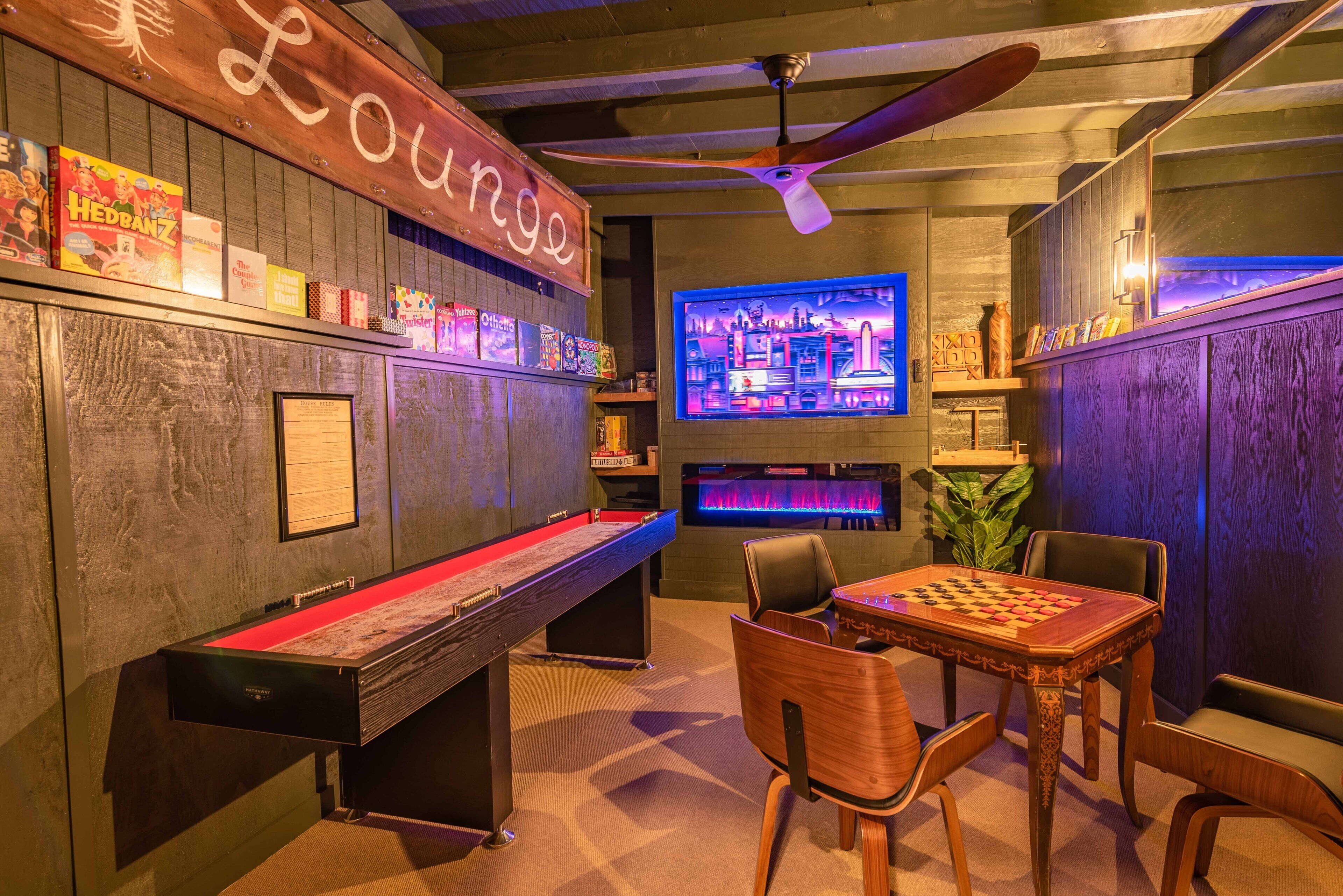 Newton's Nest - Fun and Elegance with game room, outdoor living & hot tub.