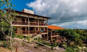 Smart TV de 42 pulgadas con canales por cable y televisión 