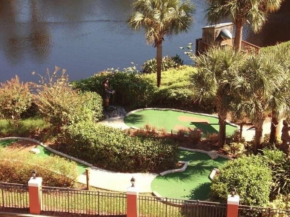 Property grounds - 7Night8Days Any WestGate Resorts - owner unused timeshare (Orlando)