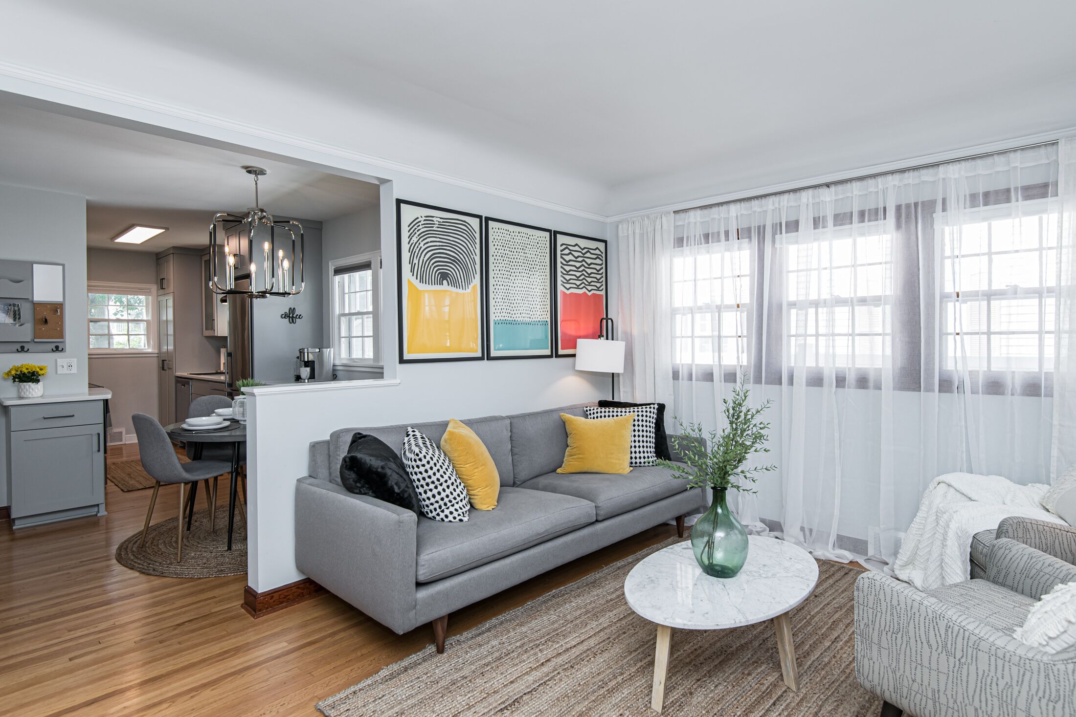 Entire Boutique Home Kutzky Park ★ Walk to Mayo ★