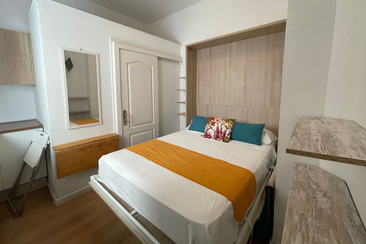 Wifi gratis y ropa de cama