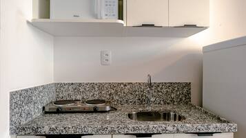 Economy Studio | Private kitchen | Microwave
