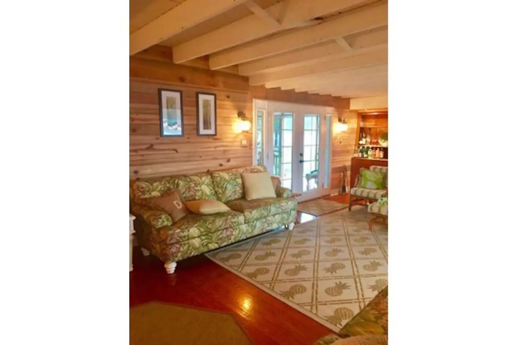 A Boater’s dream Farmhouse - Eastern Shore VA