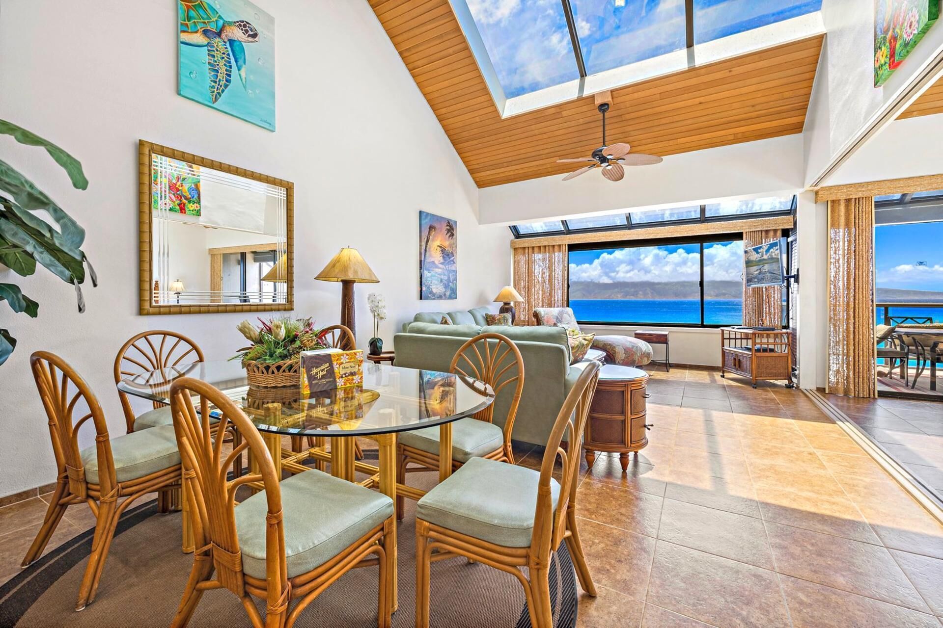 Condo (3 Bedrooms) | Dining