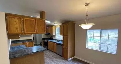 apt/housing for rent(no shares, roommates, or sublets please)