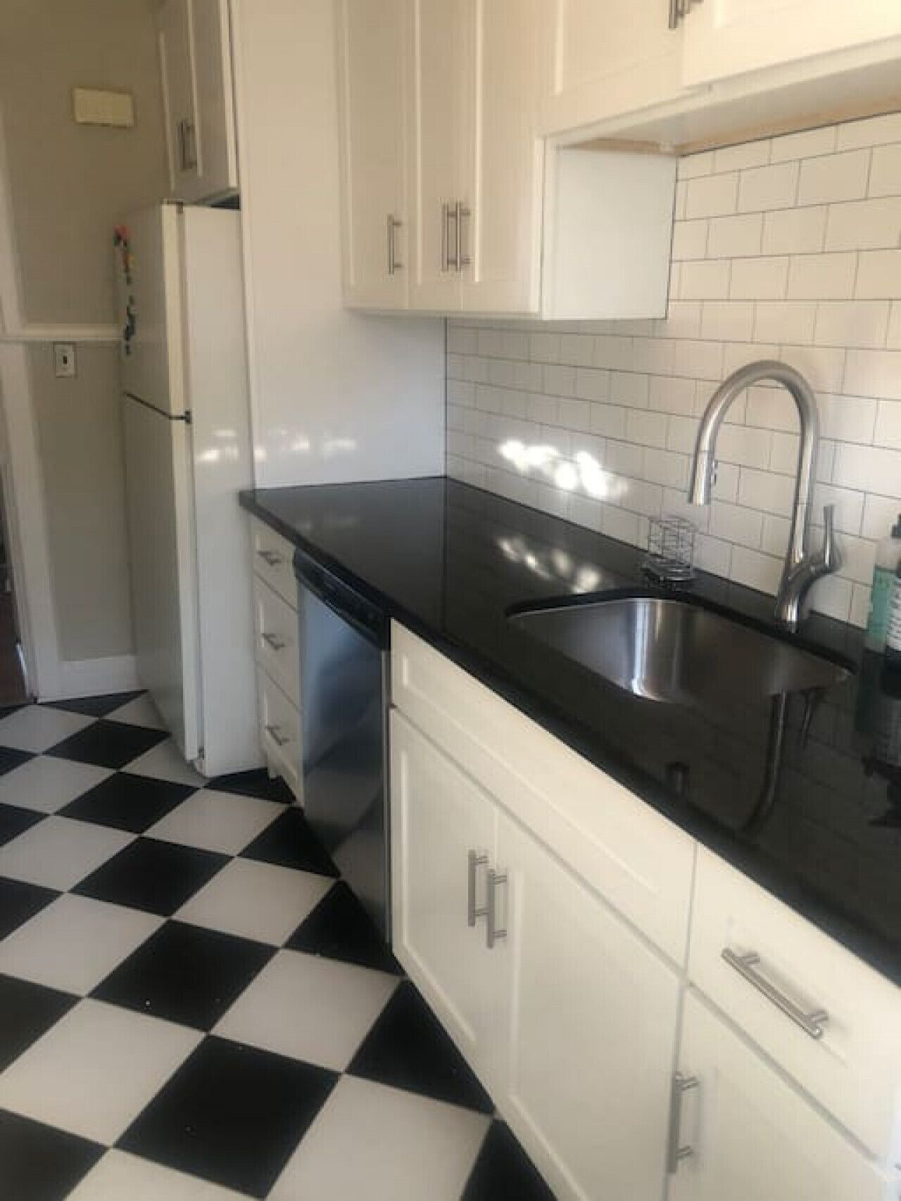 雪櫃、微波爐、爐具、洗碗機