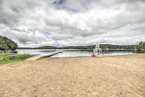 Pet-Friendly Saranac Lake Retreat w/ Deck & Yard