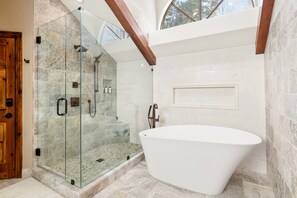 Hair dryer, towels - Luxe Primary Bath! Private Hot Tub, Walk to Lifts (Breckenridge)