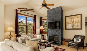 TV, fireplace, DVD player, books - Walk to Town/Lifts. Mtn View. Pool, Hot Tubs. (Breckenridge)