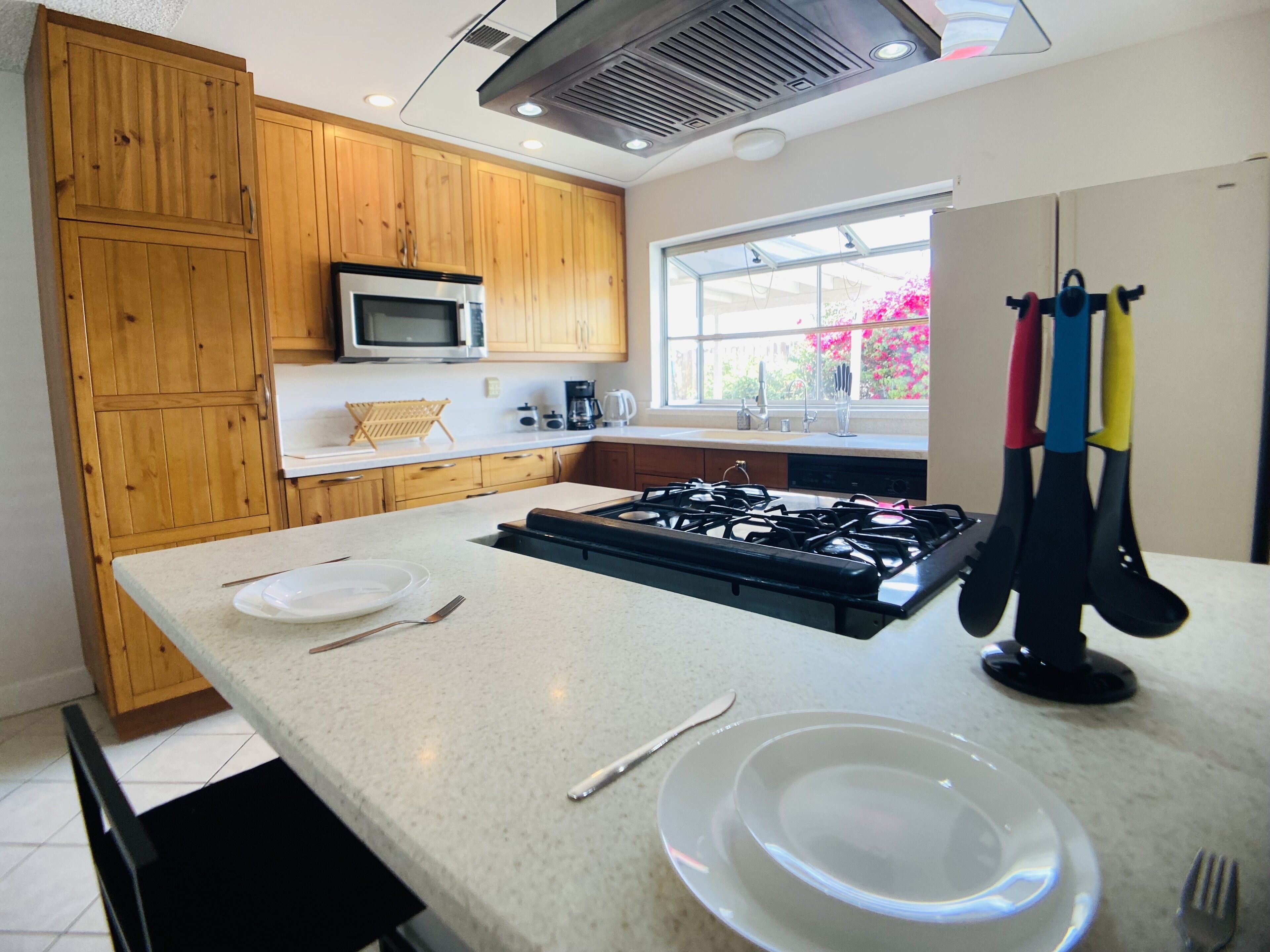 Sunny Socal Pool House near Disney