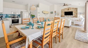 Interior - Surf City Sweet Spot • Steps to Beach, Pier & Fun! (Surf City)
