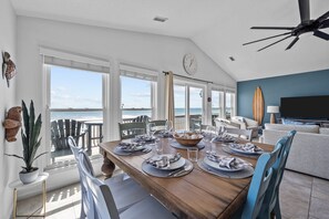 Dining - Oceanfront 4BR | Porch Swinging + Dolphin Watching (Surf City)