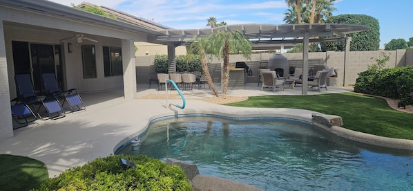 Outdoor pool, a heated pool