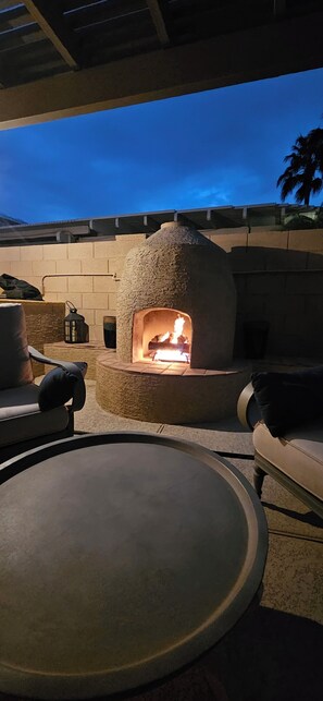 Terrace/patio - Desert retreat with private heated pool & golf cart. Goodyear AZ. (Goodyear)