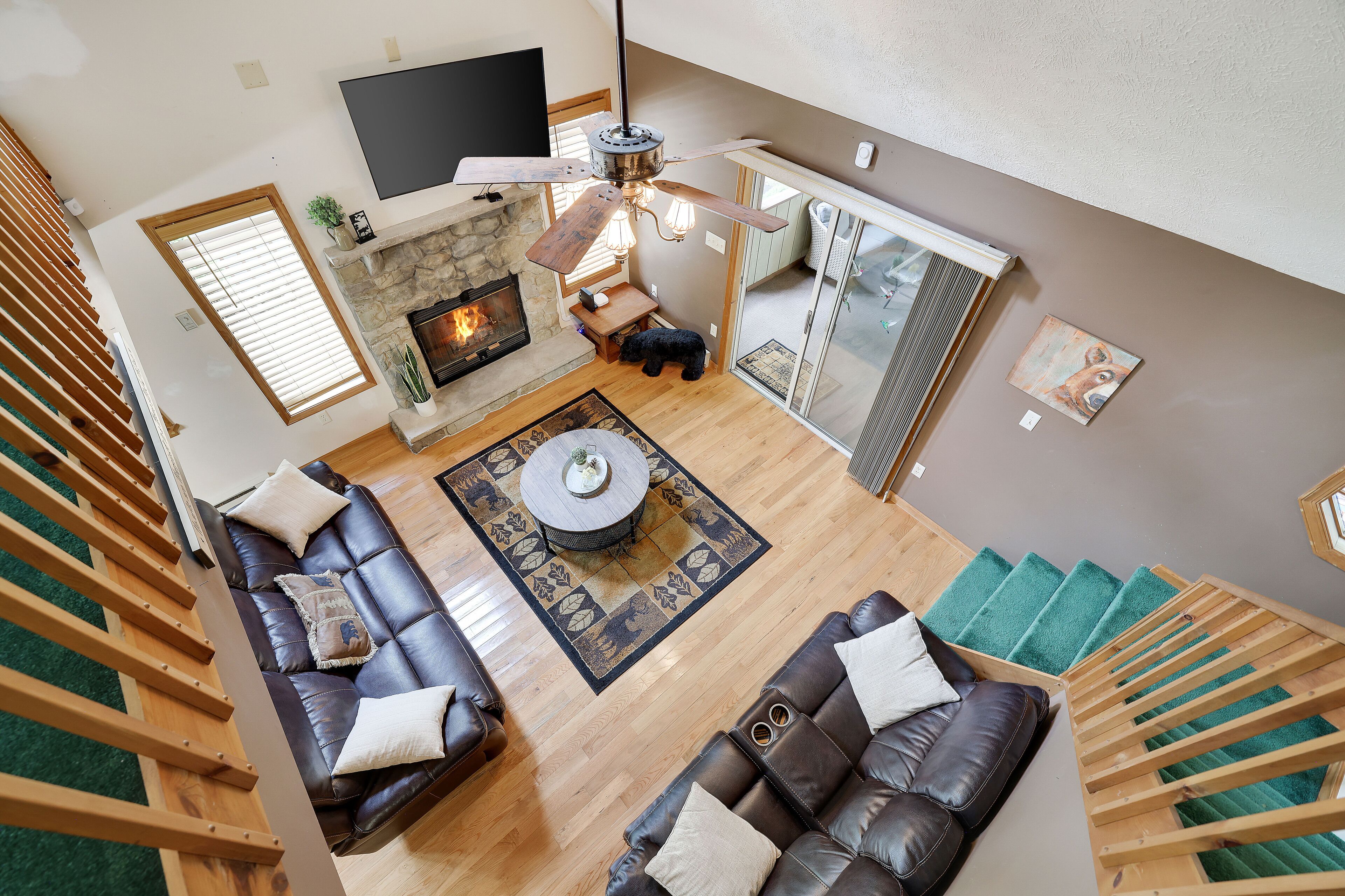 Pocono Chalet-Style Cabin in amenity filled Arrowhead Lake!  