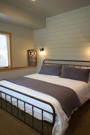 5 Schlafzimmer, Bügeleisen/Bügelbrett, kostenloses WLAN, Bettwäsche