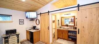 Ash Mountain Suite 1 mile to Sequoia Natl Park!