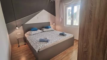 3 chambres, fer et planche Ă  repasser, accĂšs Internet