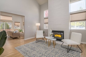 Interior - Designer Home conveniently located in Reno, NV (Reno)