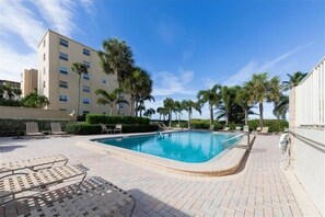 Unclassified image, 2 of 24, button - Welcome to your Beach Front Dream Condo! LBKTP102 (Longboat Key)