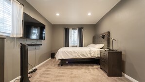 3 chambres, fer et planche à repasser, accès au Wi-Fi (inclus)