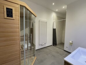 Sauna - Lovely apartment for 10 people with WIFI, TV and terrace (Wildschönau)