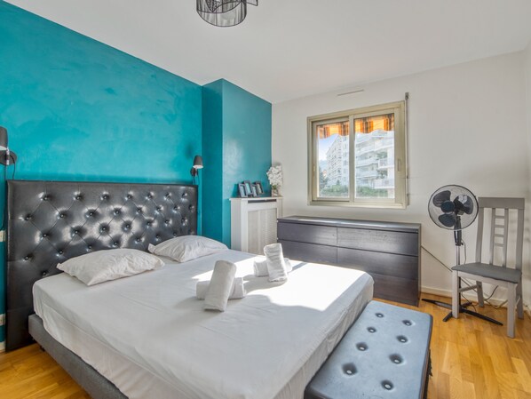 2 bedrooms, iron/ironing board, WiFi, bed sheets - Appartement Berthelotine - Welkeys (Cannes)