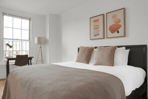 2 chambres, fer et planche Ă repasser, Wi-Fi, draps fournis