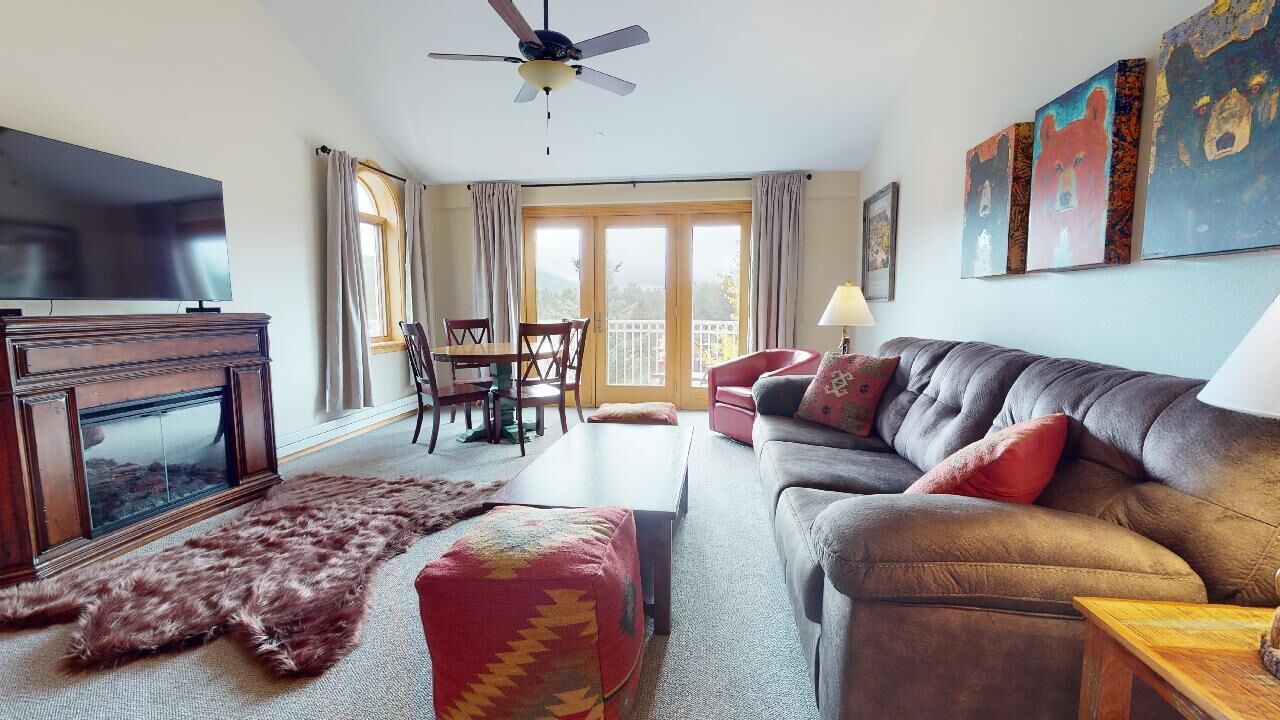 Luxury Condo | Close to Slopes | The Grande 316