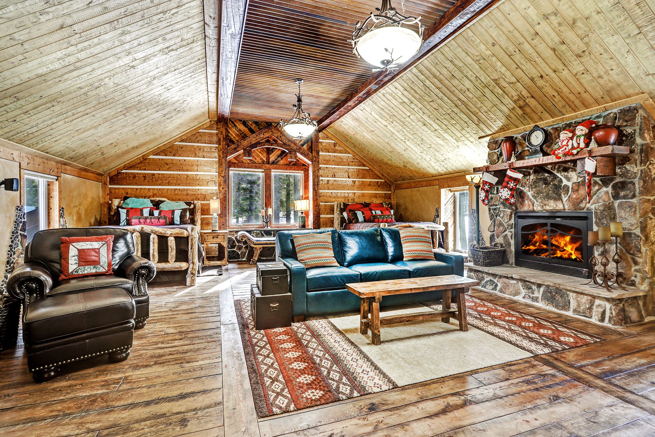 Luxury | Mountain Views | Fireplace | Hunt Lodge