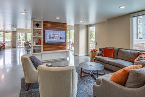 Televisión, estéreo