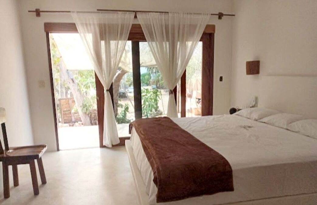 Starlink Entire bungalow for 2 people with sea view, 7 min from the beach